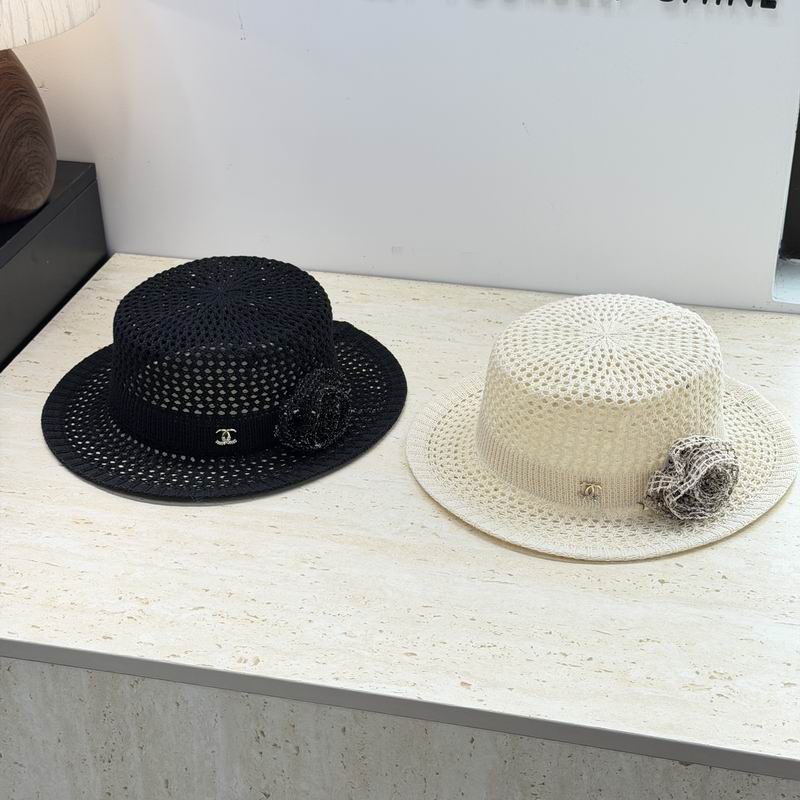 Chanel top hat dx149